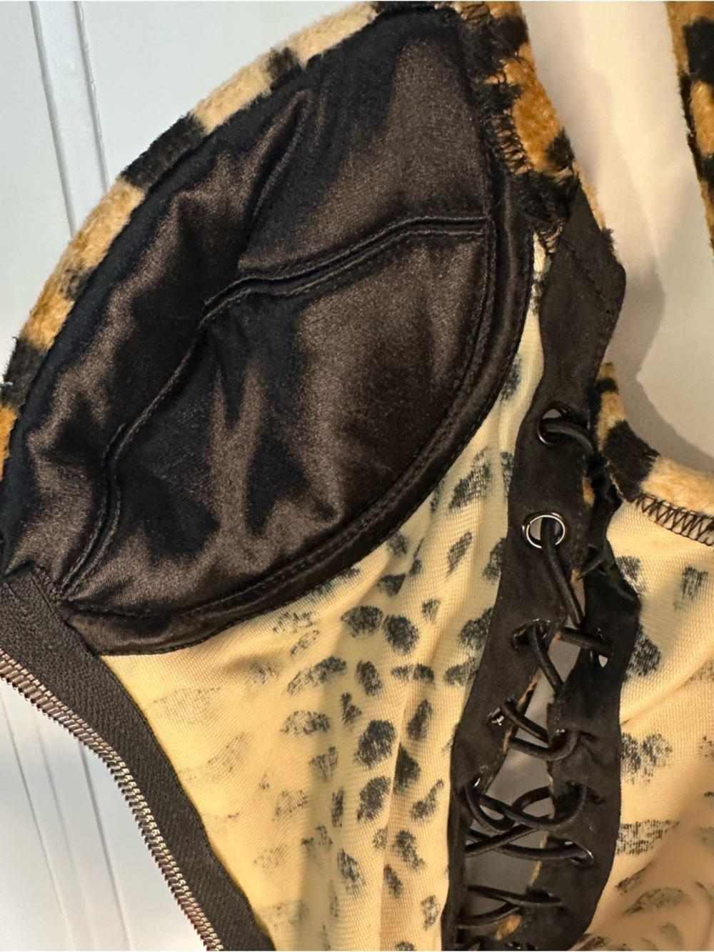Deviations Dress In Peace Cheetah Bodysuit- Size XS Y2K - Picture 10 of 10